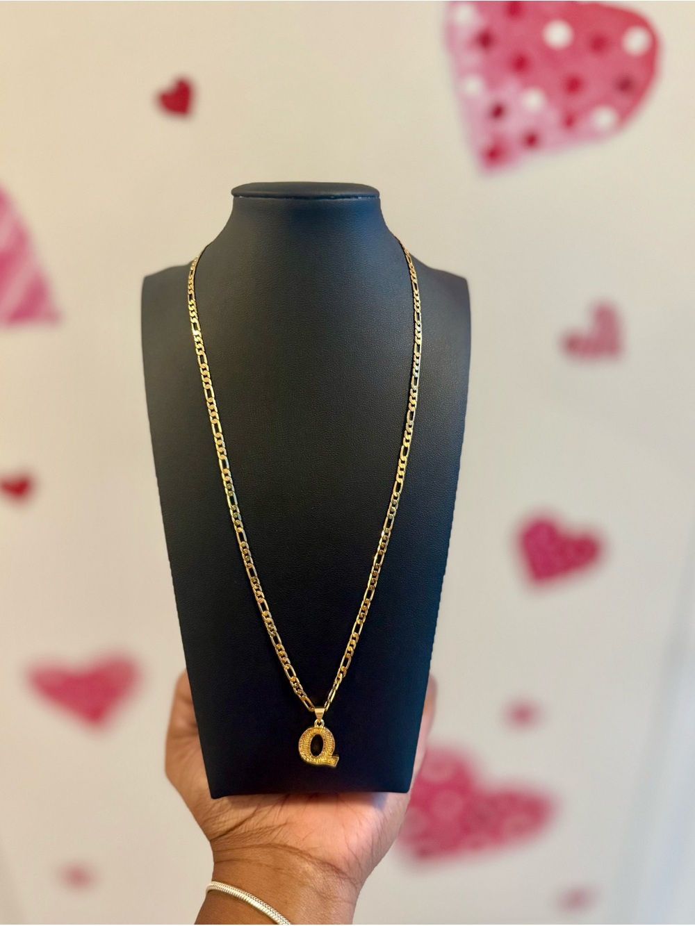 Gold Letter Q Pendant Necklace - Elegant Women’s Jewelry